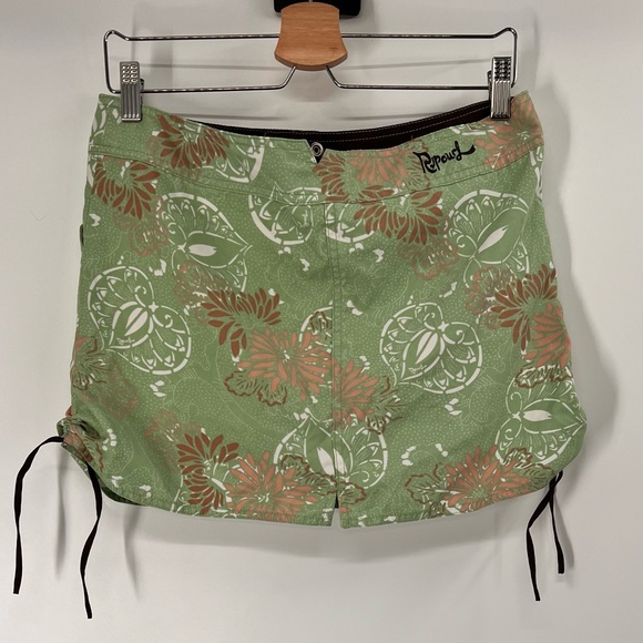 Rip curl skirt - Picture 3 of 3
